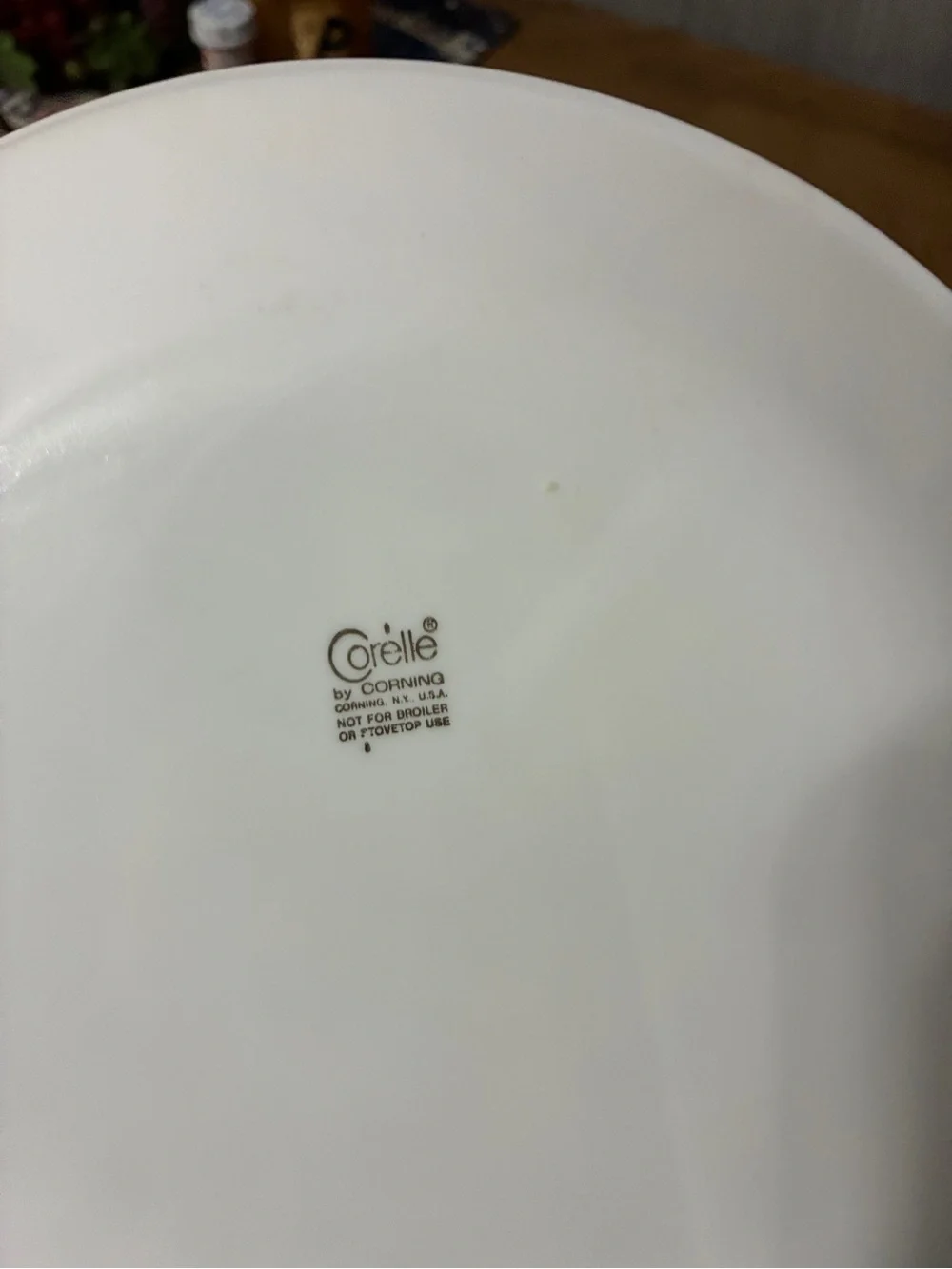 Corelle Spring Meadow 2 Dinner & 2 Lunch Plates  in Green Yellow Pink Blue